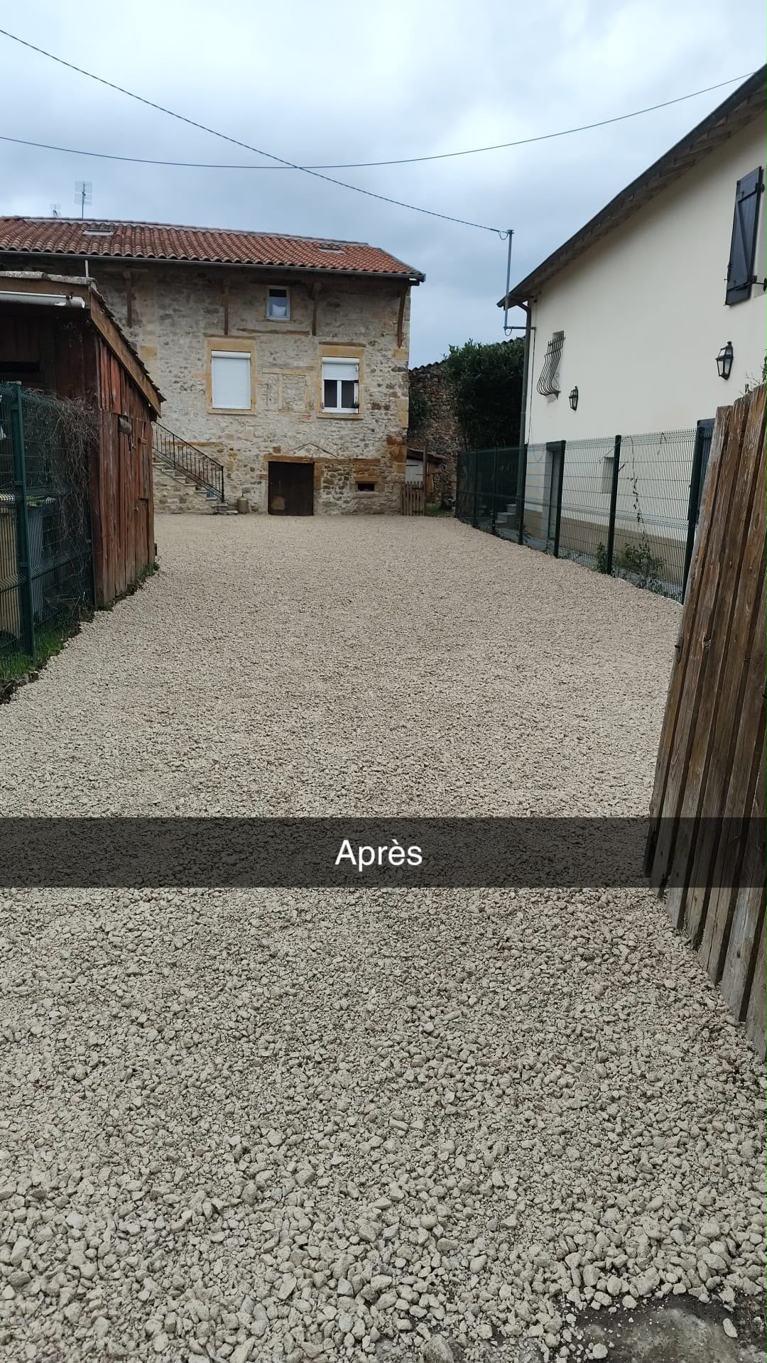 Cour après travaux en gravier